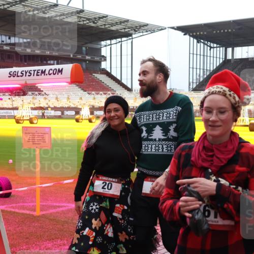 07.12.2025 - St. Pauli X-Mass-Run No. 15 Luisa Fischer http://msf.ph/oto/9391050 07.12.2025 11:03:36 Ziel 15, 20, 61, 599, 61, 64, 102, 109, 151, 160, 186, 502, 574, 599, 602, 612, 748, 853, 875, 880, 953, 997, 1063, 1102, 1139, 1199, 1385, 1644, 1668, 1670, 1850, 4809 meine-sportfotos.de
