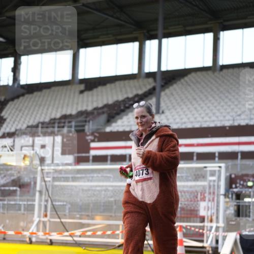 07.12.2025 - St. Pauli X-Mass-Run No. 15 Patografie http://msf.ph/oto/9391073 07.12.2025 10:28:54 Ziel 1095, 1308, 1330, 1566, 2046, 2051, 2397, 2874, 3669, 4073, 4265, 4291, 4414, 4446, 4449, 4450, 4543, 4544 meine-sportfotos.de