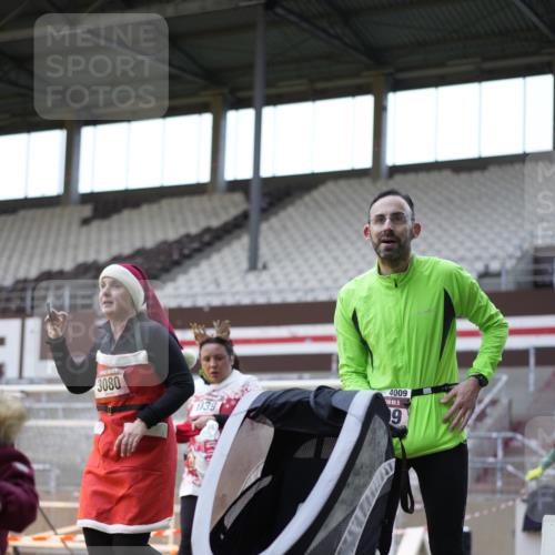 07.12.2025 - St. Pauli X-Mass-Run No. 15 Patografie http://msf.ph/oto/9391204 07.12.2025 10:29:26 Ziel 450, 458, 1039, 1198, 1204, 1209, 1373, 1548, 1550, 1677, 1842, 2001, 3080, 3115, 3468, 3469, 3470, 4007, 4009, 4126, 4264, 4266, 4293, 4296, 4440, 4531, 4695 meine-sportfotos.de