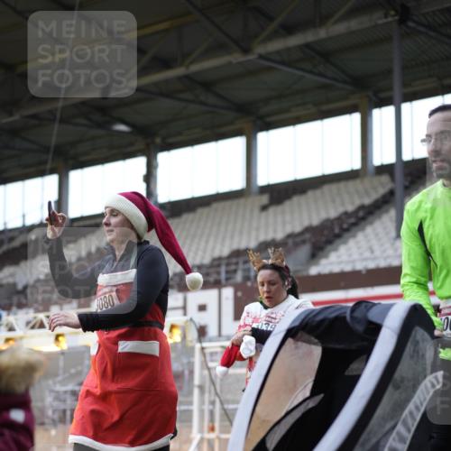 07.12.2025 - St. Pauli X-Mass-Run No. 15 Patografie http://msf.ph/oto/9391212 07.12.2025 10:29:27 Ziel 450, 458, 1039, 1198, 1201, 1204, 1209, 1373, 1548, 1550, 1677, 1842, 2001, 3080, 3115, 3468, 3469, 3470, 4007, 4009, 4126, 4264, 4266, 4293, 4296, 4440, 4531, 4695 meine-sportfotos.de