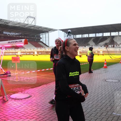 07.12.2025 - St. Pauli X-Mass-Run No. 15 Luisa Fischer http://msf.ph/oto/9391229 07.12.2025 11:05:24 Ziel 1643, 0, 568, 33, 117, 128, 200, 201, 361, 395, 889, 1152, 1212, 1411, 1492, 1630, 1643, 2791, 2919, 3719, 4561, 4562, 4563, 4565, 4566, 4567, 4568, 4569, 4570, 4571, 4572, 4573, 4575, 4576, 4577, 4578 meine-sportfotos.de