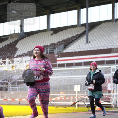 07.12.2025 - St. Pauli X-Mass-Run No. 15 Patografie http://msf.ph/oto/9391438 07.12.2025 10:34:31 Ziel 137, 578, 2212, 2639, 3389, 3390, 4316, 4317, 4336, 4337 meine-sportfotos.de