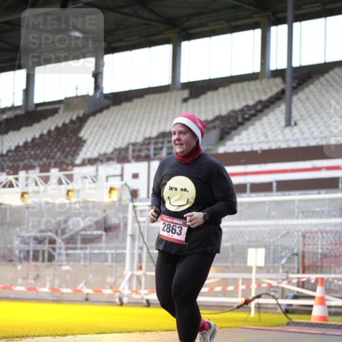 07.12.2025 - St. Pauli X-Mass-Run No. 15 Patografie http://msf.ph/oto/9391462 07.12.2025 10:35:06 Ziel 561, 2353, 2406, 2422, 2857, 2863, 4147, 4149, 4443, 4772, 4776, 4778, 4779 meine-sportfotos.de