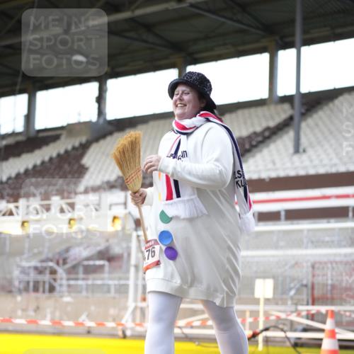 07.12.2025 - St. Pauli X-Mass-Run No. 15 Patografie http://msf.ph/oto/9391491 07.12.2025 10:35:52 Ziel 350, 2489, 3476, 4034 meine-sportfotos.de