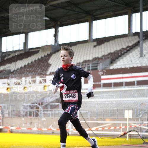 07.12.2025 - St. Pauli X-Mass-Run No. 15 Patografie http://msf.ph/oto/9391493 07.12.2025 10:36:17 Ziel 2948, 3089 meine-sportfotos.de
