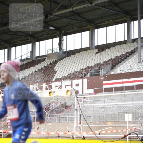 07.12.2025 - St. Pauli X-Mass-Run No. 15 Patografie http://msf.ph/oto/9391516 07.12.2025 10:36:38 Ziel 37, 511, 521, 665, 717, 833, 2615, 3382, 4200, 4591, 4597, 4599, 4690, 4691, 4693 meine-sportfotos.de