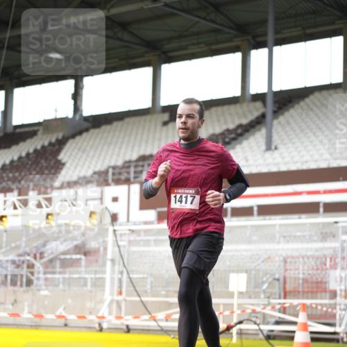 07.12.2025 - St. Pauli X-Mass-Run No. 15 Patografie http://msf.ph/oto/9391570 07.12.2025 10:39:00 Ziel 1417, 2827, 2828 meine-sportfotos.de