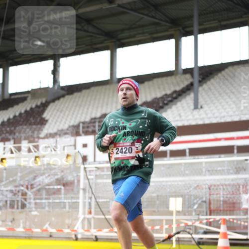 07.12.2025 - St. Pauli X-Mass-Run No. 15 Patografie http://msf.ph/oto/9391584 07.12.2025 10:39:29 Ziel 981, 1796, 1889, 2354, 2420, 3118, 3240, 3242, 4207, 4211 meine-sportfotos.de