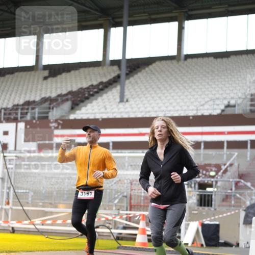 07.12.2025 - St. Pauli X-Mass-Run No. 15 Patografie http://msf.ph/oto/9391611 07.12.2025 10:40:11 Ziel 230, 538, 580, 731, 735, 3161, 3164, 3796, 3797, 4874, 4878 meine-sportfotos.de