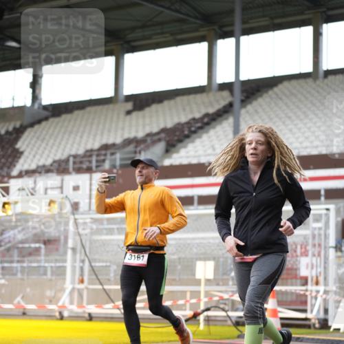 07.12.2025 - St. Pauli X-Mass-Run No. 15 Patografie http://msf.ph/oto/9391613 07.12.2025 10:40:12 Ziel 230, 538, 580, 731, 735, 2169, 3161, 3164, 3796, 3797, 4874, 4878 meine-sportfotos.de