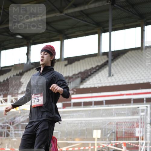 07.12.2025 - St. Pauli X-Mass-Run No. 15 Patografie http://msf.ph/oto/9391667 07.12.2025 10:41:07 Ziel 449, 545, 575, 952, 1153, 2330, 2331, 3047, 3951, 4617, 4773 meine-sportfotos.de