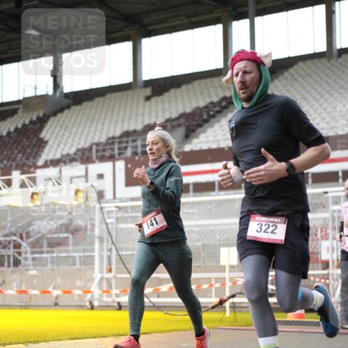 07.12.2025 - St. Pauli X-Mass-Run No. 15 Patografie http://msf.ph/oto/9391686 07.12.2025 10:41:37 Ziel 141, 279, 322, 1275, 2288, 2563, 3392 meine-sportfotos.de