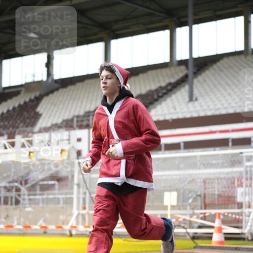07.12.2025 - St. Pauli X-Mass-Run No. 15 Patografie http://msf.ph/oto/9391733 07.12.2025 10:42:22 Ziel 116, 563, 1272, 1358, 1434, 1438, 2012, 2013, 2157, 2261, 2722, 2931, 3042, 3399, 4622 meine-sportfotos.de