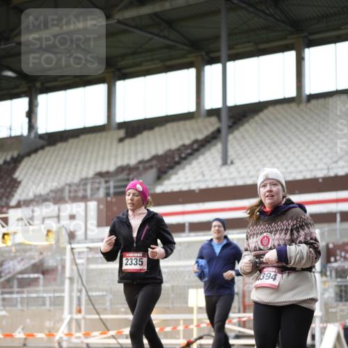 07.12.2025 - St. Pauli X-Mass-Run No. 15 Patografie http://msf.ph/oto/9391745 07.12.2025 10:42:30 Ziel 519, 563, 625, 1272, 1358, 1434, 2012, 2013, 2061, 2155, 2157, 2621, 2622, 2722, 2931, 3399, 4394 meine-sportfotos.de