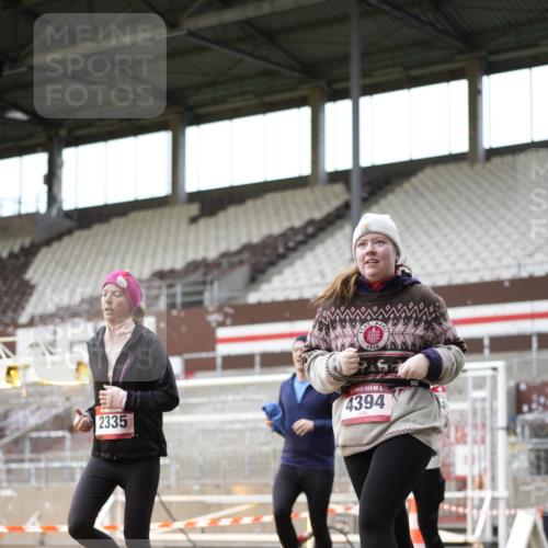 07.12.2025 - St. Pauli X-Mass-Run No. 15 Patografie http://msf.ph/oto/9391747 07.12.2025 10:42:30 Ziel 519, 563, 625, 1272, 1358, 1434, 2012, 2013, 2061, 2155, 2157, 2621, 2622, 2722, 2931, 3399, 4394 meine-sportfotos.de