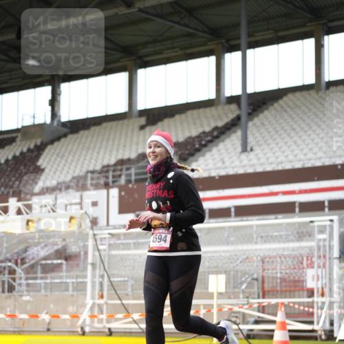 07.12.2025 - St. Pauli X-Mass-Run No. 15 Patografie http://msf.ph/oto/9391754 07.12.2025 10:42:36 Ziel 519, 598, 604, 625, 1358, 1434, 1758, 2012, 2061, 2155, 2621, 2622, 2722, 4394, 4594, 4857 meine-sportfotos.de