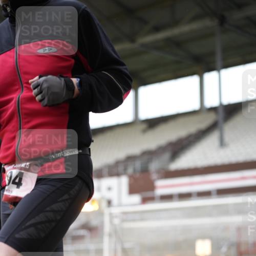 07.12.2025 - St. Pauli X-Mass-Run No. 15 Patografie http://msf.ph/oto/9391763 07.12.2025 10:42:42 Ziel 519, 598, 604, 625, 1434, 1758, 2061, 2155, 2621, 2622, 4394, 4594, 4857 meine-sportfotos.de