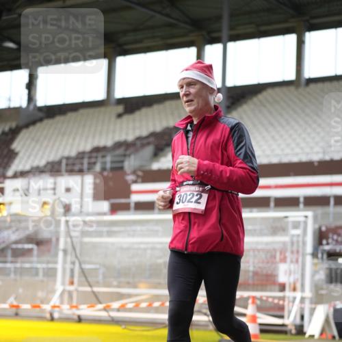 07.12.2025 - St. Pauli X-Mass-Run No. 15 Patografie http://msf.ph/oto/9391795 07.12.2025 10:43:18 Ziel 1053, 1616, 1814, 1936, 2052, 2053, 2724, 2726, 2761, 2762, 3022, 3038 meine-sportfotos.de