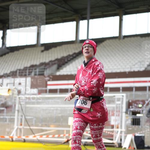 07.12.2025 - St. Pauli X-Mass-Run No. 15 Patografie http://msf.ph/oto/9391809 07.12.2025 10:43:34 Ziel 74, 84, 559, 706, 1913, 2459, 2487, 2647, 2767, 3100, 3226, 3237, 4095, 4096, 4104 meine-sportfotos.de
