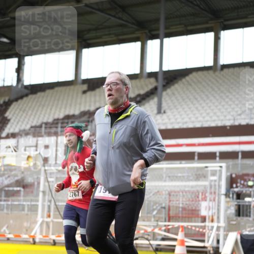 07.12.2025 - St. Pauli X-Mass-Run No. 15 Patografie http://msf.ph/oto/9391814 07.12.2025 10:43:37 Ziel 74, 84, 559, 706, 1913, 2459, 2487, 2647, 2767, 3100, 3226, 3237, 4095, 4096, 4104 meine-sportfotos.de