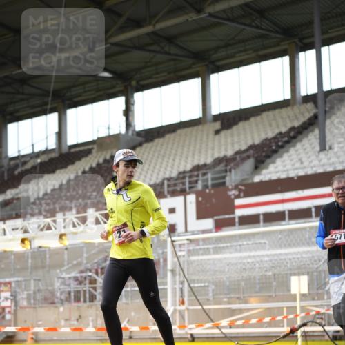 07.12.2025 - St. Pauli X-Mass-Run No. 15 Patografie http://msf.ph/oto/9391845 07.12.2025 10:44:20 Ziel 220, 571, 1051, 1059, 1060, 1089, 1421, 1947, 1948, 2357, 2359 meine-sportfotos.de