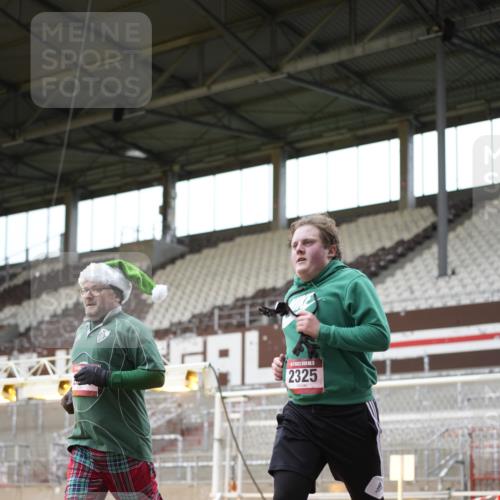 07.12.2025 - St. Pauli X-Mass-Run No. 15 Patografie http://msf.ph/oto/9391850 07.12.2025 10:44:28 Ziel 220, 571, 1051, 1059, 1060, 1089, 1421, 2321, 2325, 2357, 2359, 3132 meine-sportfotos.de