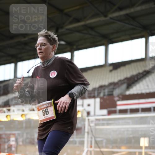 07.12.2025 - St. Pauli X-Mass-Run No. 15 Patografie http://msf.ph/oto/9391857 07.12.2025 10:44:47 Ziel 86, 2058, 3132, 4876 meine-sportfotos.de
