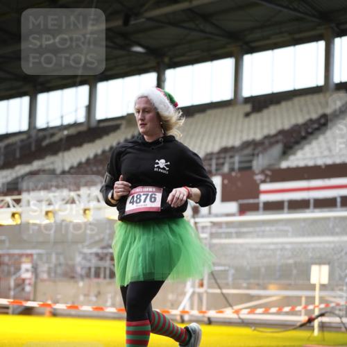 07.12.2025 - St. Pauli X-Mass-Run No. 15 Patografie http://msf.ph/oto/9391859 07.12.2025 10:44:51 Ziel 86, 2058, 4876 meine-sportfotos.de