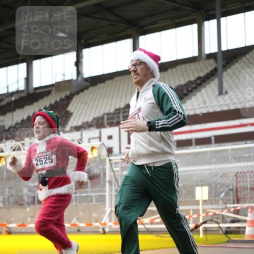 07.12.2025 - St. Pauli X-Mass-Run No. 15 Patografie http://msf.ph/oto/9391870 07.12.2025 10:45:03 Ziel 631, 636, 791, 793, 1415, 1419, 1546, 2158, 2524, 2525, 4876 meine-sportfotos.de