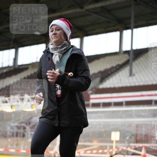 07.12.2025 - St. Pauli X-Mass-Run No. 15 Patografie http://msf.ph/oto/9391906 07.12.2025 10:45:34 Ziel 1823, 2218, 2324, 2326, 2535, 3835, 3838, 4762, 4854, 4860 meine-sportfotos.de