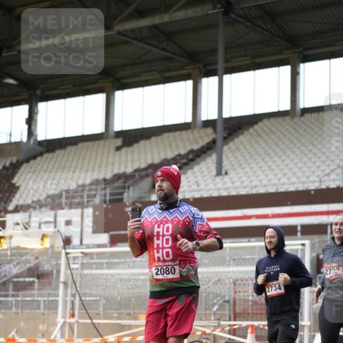 07.12.2025 - St. Pauli X-Mass-Run No. 15 Patografie http://msf.ph/oto/9391927 07.12.2025 10:45:51 Ziel 908, 1041, 1094, 1715, 2076, 2079, 2080, 2089, 2218, 2324, 2326, 2423, 2733, 2734, 3835, 3838, 4616, 4619, 4620, 4762 meine-sportfotos.de