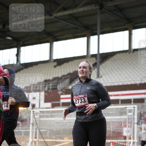 07.12.2025 - St. Pauli X-Mass-Run No. 15 Patografie http://msf.ph/oto/9391930 07.12.2025 10:45:51 Ziel 908, 1041, 1094, 1715, 2076, 2079, 2080, 2089, 2218, 2324, 2326, 2423, 2733, 2734, 3835, 3838, 4616, 4619, 4620, 4762 meine-sportfotos.de