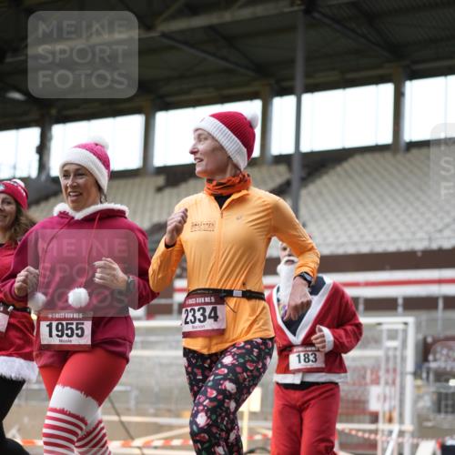 07.12.2025 - St. Pauli X-Mass-Run No. 15 Patografie http://msf.ph/oto/9391942 07.12.2025 10:46:03 Ziel 38, 41, 162, 178, 183, 908, 1041, 1094, 1715, 1955, 2080, 2216, 2334, 2423, 2574, 2733, 2734, 4616, 4619, 4620 meine-sportfotos.de
