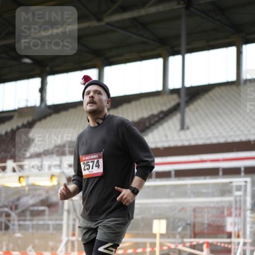 07.12.2025 - St. Pauli X-Mass-Run No. 15 Patografie http://msf.ph/oto/9391950 07.12.2025 10:46:07 Ziel 38, 41, 153, 162, 168, 178, 183, 908, 1094, 1955, 2082, 2216, 2334, 2423, 2574 meine-sportfotos.de