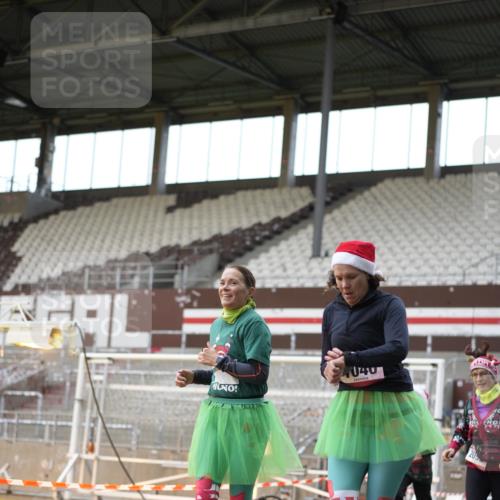 07.12.2025 - St. Pauli X-Mass-Run No. 15 Patografie http://msf.ph/oto/9391966 07.12.2025 10:46:18 Ziel 38, 41, 153, 162, 168, 479, 485, 639, 641, 914, 917, 1040, 1043, 2082, 2092, 2216, 2303, 2306, 2574, 2960, 4589 meine-sportfotos.de