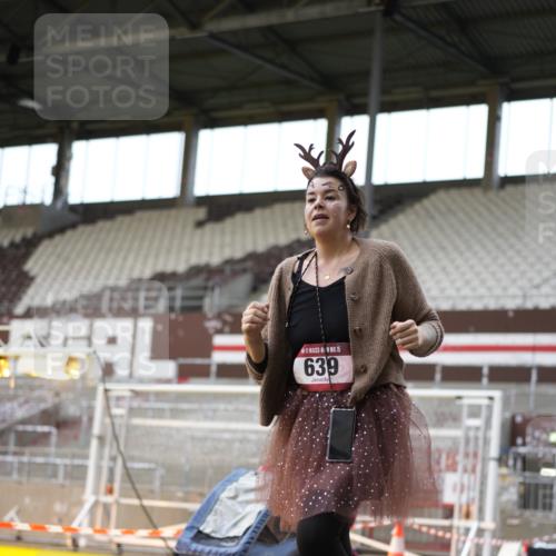 07.12.2025 - St. Pauli X-Mass-Run No. 15 Patografie http://msf.ph/oto/9391974 07.12.2025 10:46:22 Ziel 153, 168, 221, 479, 485, 639, 641, 914, 917, 921, 1040, 1043, 1242, 2082, 2092, 2303, 2306, 2960, 2965, 2998, 3001, 4589 meine-sportfotos.de