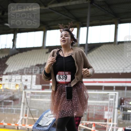 07.12.2025 - St. Pauli X-Mass-Run No. 15 Patografie http://msf.ph/oto/9391975 07.12.2025 10:46:22 Ziel 153, 168, 221, 479, 485, 639, 641, 914, 917, 921, 1040, 1043, 1242, 2082, 2092, 2303, 2306, 2960, 2965, 2998, 3001, 4589 meine-sportfotos.de