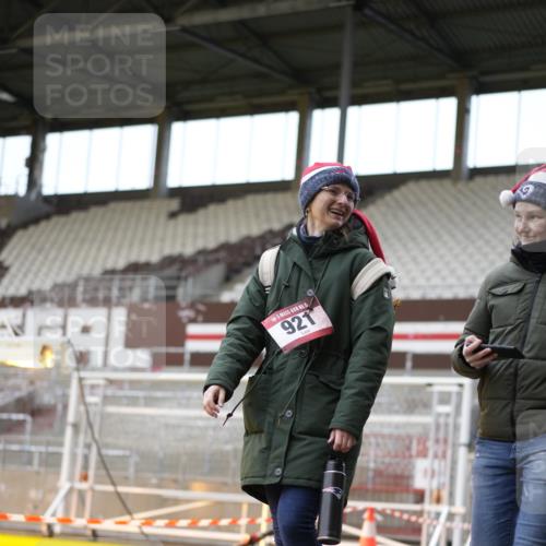 07.12.2025 - St. Pauli X-Mass-Run No. 15 Patografie http://msf.ph/oto/9391994 07.12.2025 10:46:42 Ziel 58, 81, 1242, 2488, 2536, 2965, 2989, 2993, 4593 meine-sportfotos.de