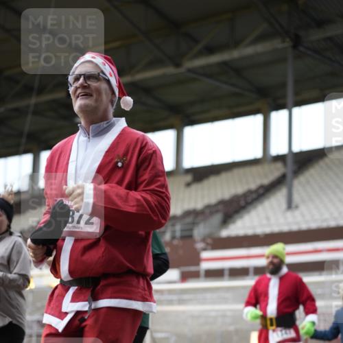 07.12.2025 - St. Pauli X-Mass-Run No. 15 Patografie http://msf.ph/oto/9392006 07.12.2025 10:46:50 Ziel 81, 821, 823, 824, 1359, 1362, 1747, 1750, 1872, 1875, 2989, 2993, 3123, 4593 meine-sportfotos.de
