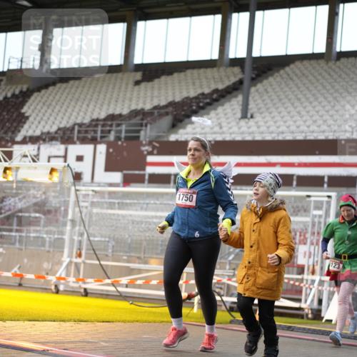 07.12.2025 - St. Pauli X-Mass-Run No. 15 Patografie http://msf.ph/oto/9392010 07.12.2025 10:46:54 Ziel 231, 821, 823, 824, 1359, 1362, 1747, 1750, 1872, 1875, 2957, 3123, 4593 meine-sportfotos.de