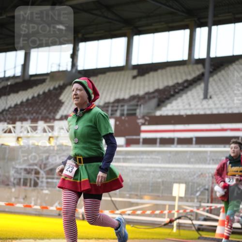 07.12.2025 - St. Pauli X-Mass-Run No. 15 Patografie http://msf.ph/oto/9392014 07.12.2025 10:46:56 Ziel 231, 821, 823, 824, 1359, 1362, 1747, 1750, 1872, 1875, 2115, 2957, 3123, 4593 meine-sportfotos.de