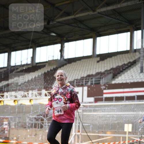07.12.2025 - St. Pauli X-Mass-Run No. 15 Patografie http://msf.ph/oto/9392021 07.12.2025 10:47:05 Ziel 231, 1171, 1362, 1747, 1750, 1819, 1875, 2115, 2200, 2683, 2684, 2957, 3029, 3123, 3344 meine-sportfotos.de