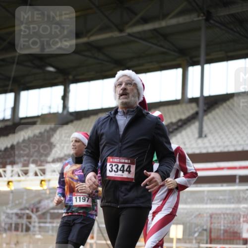 07.12.2025 - St. Pauli X-Mass-Run No. 15 Patografie http://msf.ph/oto/9392025 07.12.2025 10:47:06 Ziel 231, 1171, 1747, 1750, 1819, 2115, 2200, 2683, 2684, 2957, 3029, 3123, 3344 meine-sportfotos.de