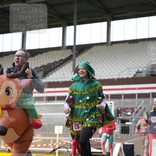 07.12.2025 - St. Pauli X-Mass-Run No. 15 Patografie http://msf.ph/oto/9392036 07.12.2025 10:47:18 Ziel 60, 309, 522, 523, 1171, 1182, 1819, 1847, 1848, 1863, 2200, 2683, 2684, 3101, 3102, 3344, 3360, 4853, 4868, 4869 meine-sportfotos.de