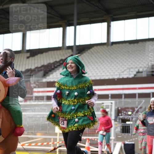 07.12.2025 - St. Pauli X-Mass-Run No. 15 Patografie http://msf.ph/oto/9392037 07.12.2025 10:47:18 Ziel 60, 309, 522, 523, 1171, 1182, 1819, 1847, 1848, 1863, 2200, 2683, 2684, 3101, 3102, 3344, 3360, 4853, 4868, 4869 meine-sportfotos.de