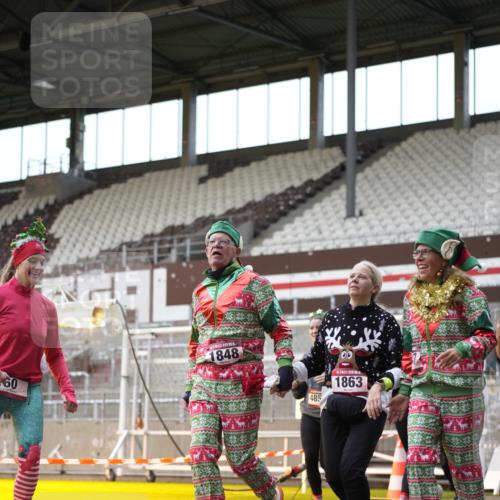 07.12.2025 - St. Pauli X-Mass-Run No. 15 Patografie http://msf.ph/oto/9392043 07.12.2025 10:47:21 Ziel 60, 78, 309, 522, 523, 1171, 1182, 1819, 1847, 1848, 1863, 2200, 2683, 2684, 3101, 3102, 3104, 3105, 3360, 4853, 4868, 4869 meine-sportfotos.de