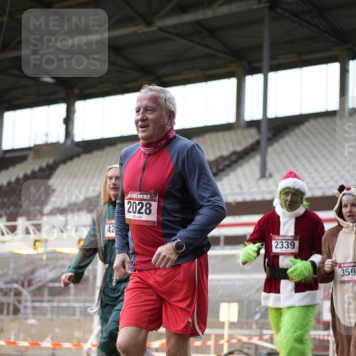 07.12.2025 - St. Pauli X-Mass-Run No. 15 Patografie http://msf.ph/oto/9392088 07.12.2025 10:48:06 Ziel 472, 876, 1195, 2028, 2146, 2147, 2339, 2501, 3018, 3598, 4229 meine-sportfotos.de