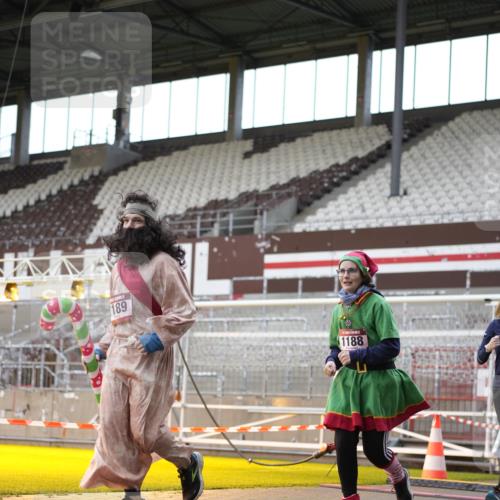 07.12.2025 - St. Pauli X-Mass-Run No. 15 Patografie http://msf.ph/oto/9392132 07.12.2025 10:48:36 Ziel 233, 290, 577, 592, 633, 935, 1009, 1087, 1188, 1189, 1515, 1516, 1517, 1521, 1895, 2232, 2268, 2269, 3017, 3019, 3346, 4598 meine-sportfotos.de