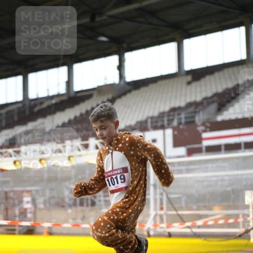 07.12.2025 - St. Pauli X-Mass-Run No. 15 Patografie http://msf.ph/oto/9392147 07.12.2025 10:48:52 Ziel 379, 590, 592, 1019, 1164, 1166, 1895, 2268, 2269, 2512, 2515 meine-sportfotos.de