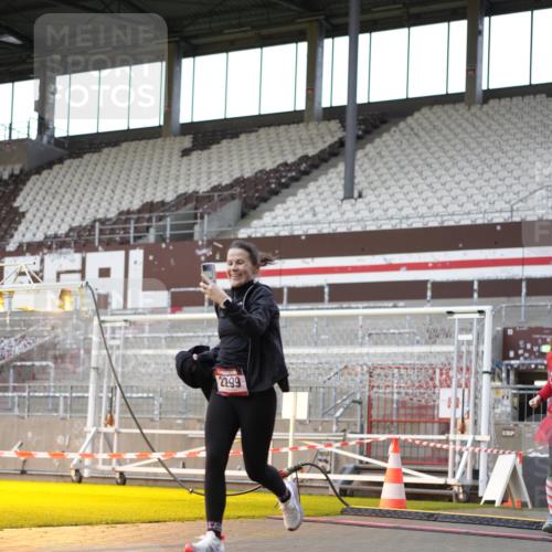 07.12.2025 - St. Pauli X-Mass-Run No. 15 Patografie http://msf.ph/oto/9392186 07.12.2025 10:49:24 Ziel 157, 890, 1179, 1273, 1274, 1663, 2299, 2301, 2421, 2764, 2765, 3366 meine-sportfotos.de